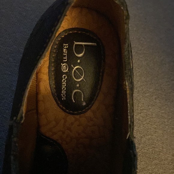 Black women’s booties - Picture 9 of 9